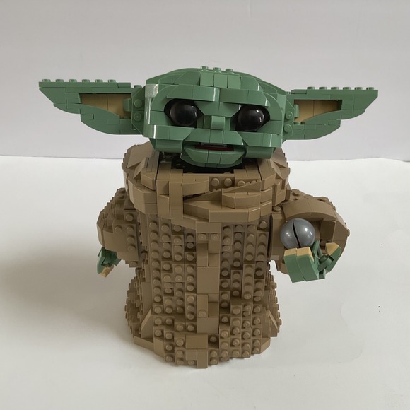 LEGO Star Wars: The Mandalorian Series The Child 75318 - Baby Yoda Grogu - Picture 4 of 8